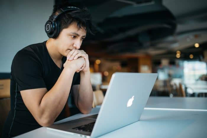 Online streaming