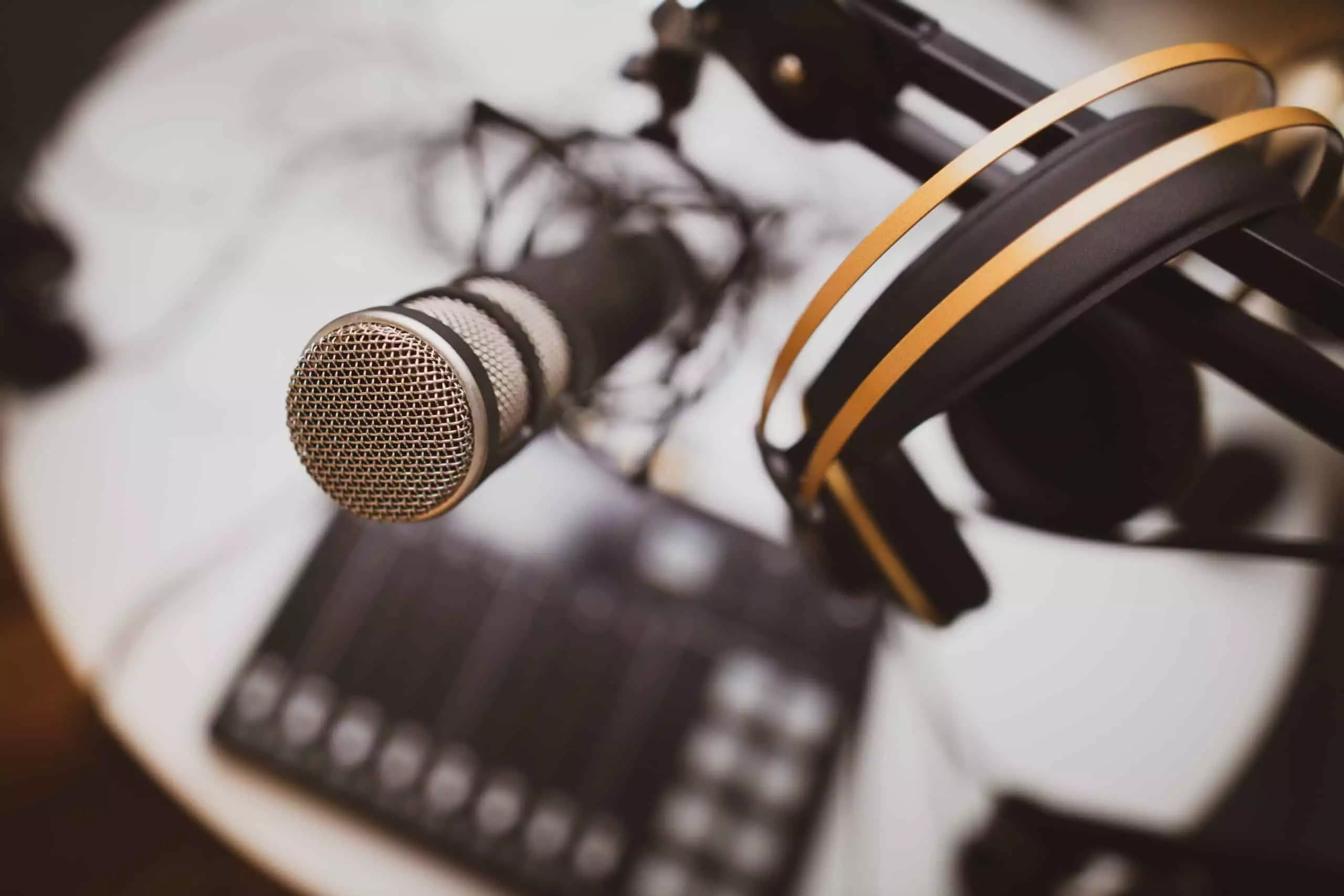 Smashing Security Podcast: Special Cyber Security Awareness For Dummies Edition jonathan-farber-gjHmip_Lmg4-unsplash